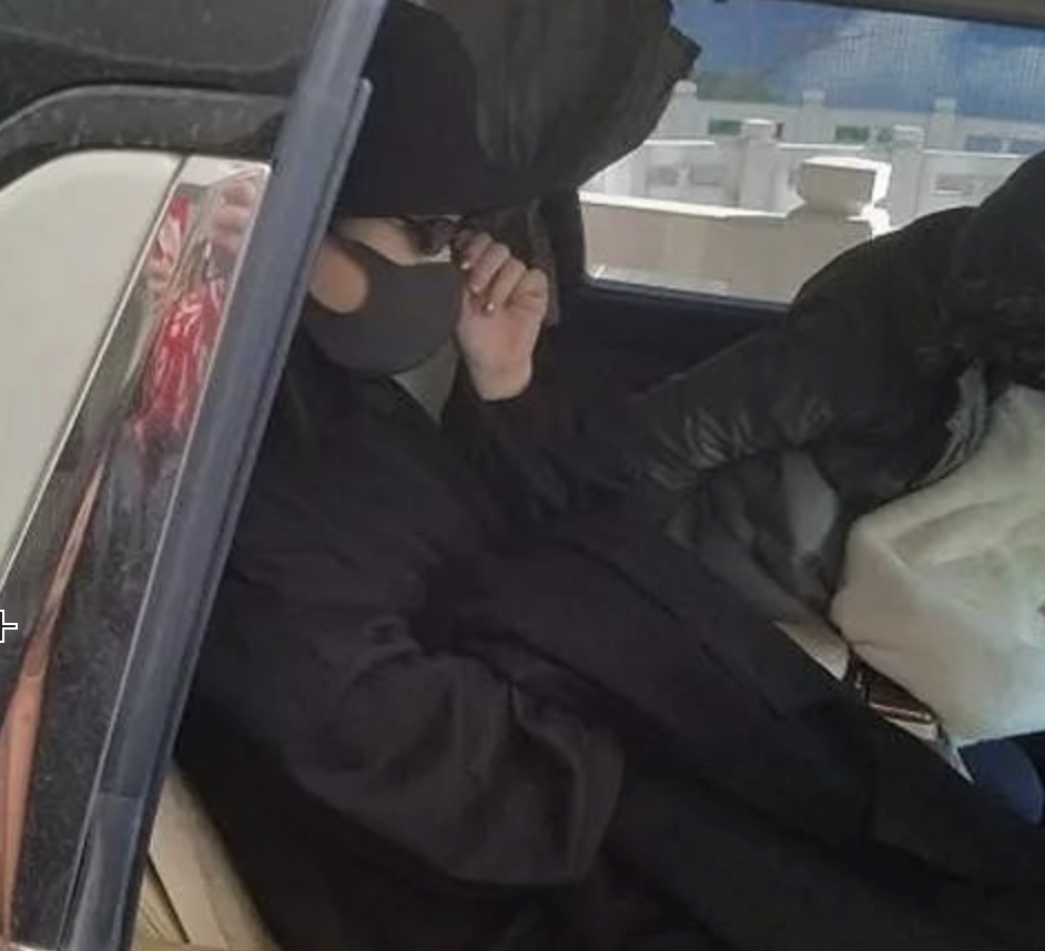 奚梦瑶|嫁入豪门641天，奚梦瑶红毯照被群嘲：她又怀上了？