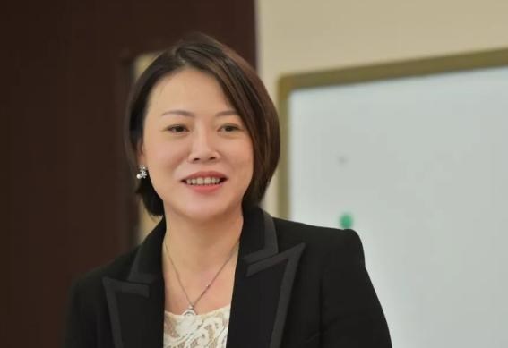 水口镇|“碧桂园”杨惠妍：中国富有的女继承者，26岁继承父业