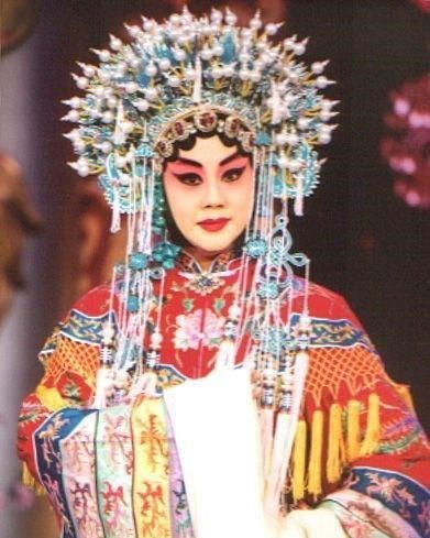 京剧|这两位京剧名家不仅仅是京剧大师的传人还成了他们的儿媳妇