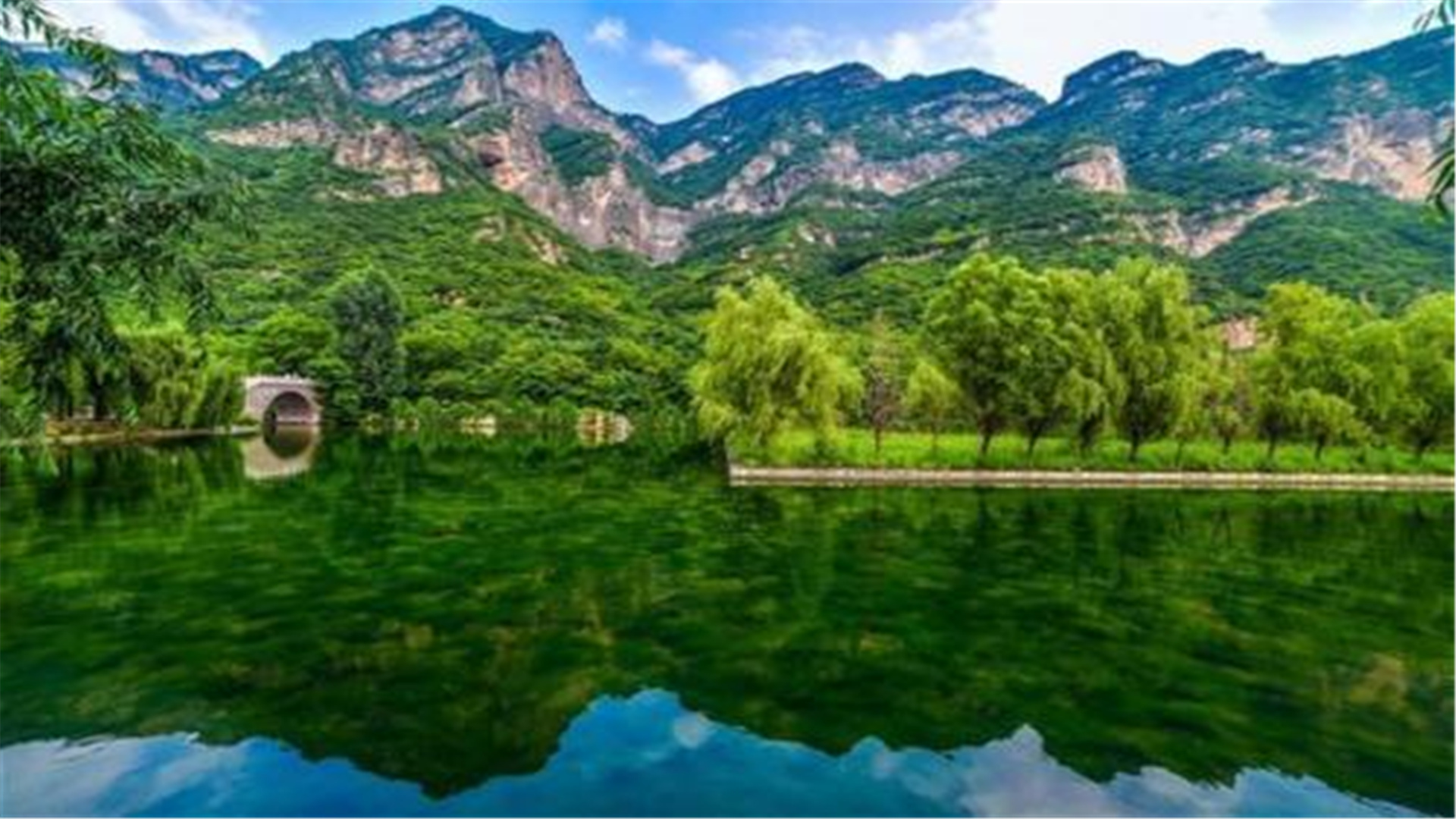 山西省 辽宁又一5A景区走红，坐拥世界唯一天然“巨型坐佛”，游客好评不断