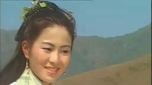 柳岩|她被誉为“绯闻女王”，曾插足张卫健的恋情，与男友前任吵上法庭