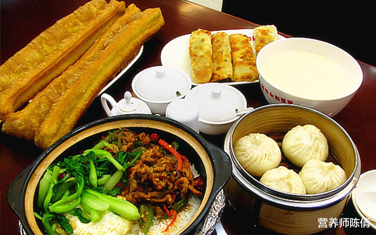 穿衣搭配 一日三餐哪一餐应该是“大餐”?吃对了才能越吃越瘦
