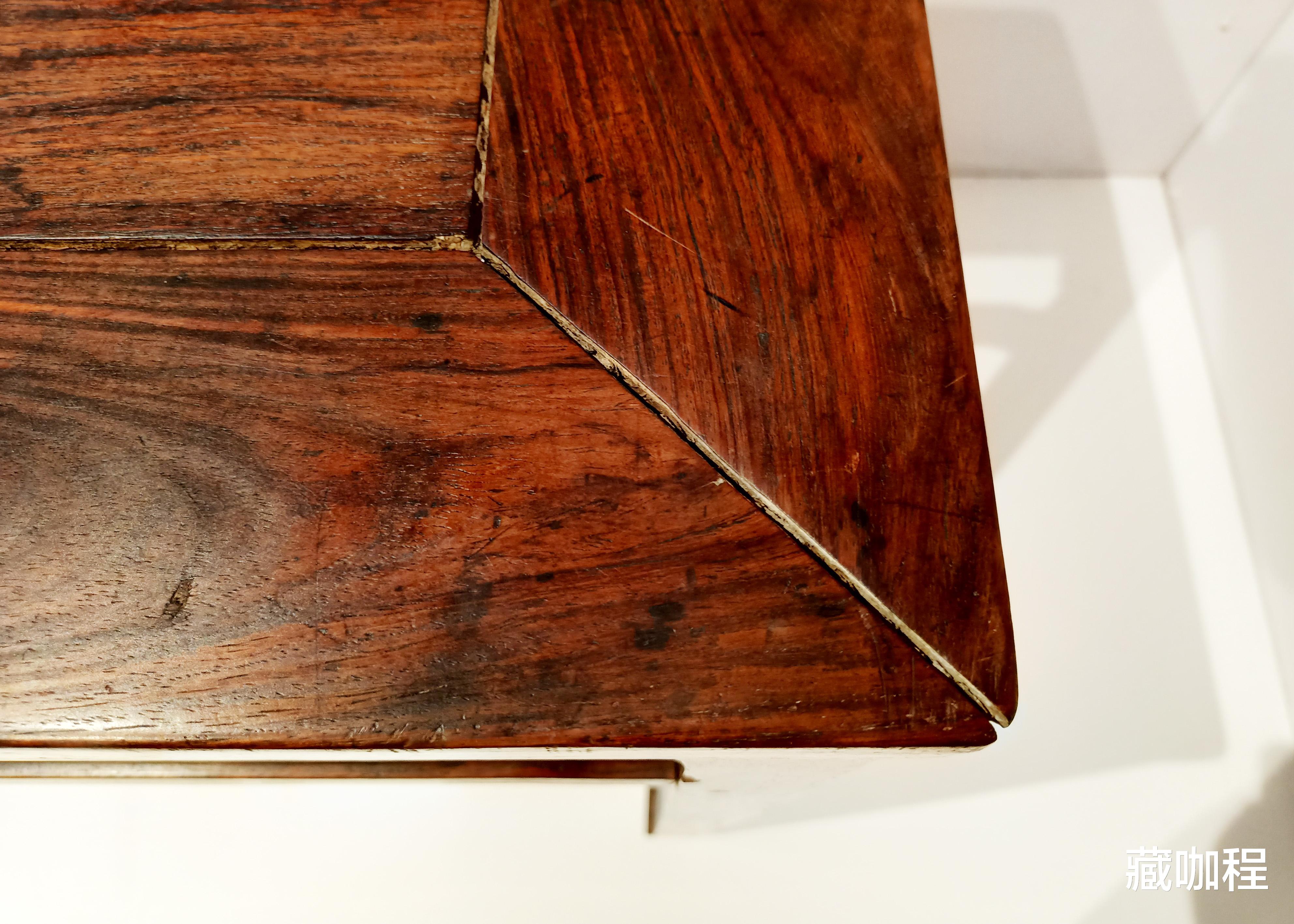 |不是大漏就是小漏，黄花梨书桌最低估价落槌