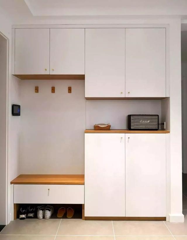 鞋柜+换鞋凳+收纳组合，这个柜子能顶一间房，漂亮又实用！