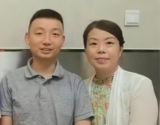 |杜新枝夫妇名下7套房产被扒，总估值达到1600万，却说山穷水尽？