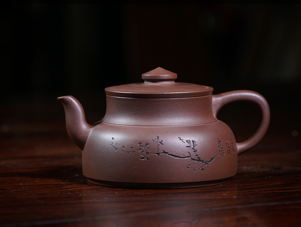 |紫先生：紫砂壶不管是否贵重，只要有这两个特征就一定是把好壶！