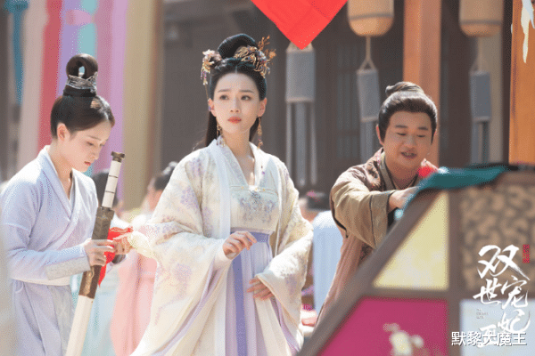双世宠妃第三部|当下“播放量最高”的剧,《双世宠妃》3414万仅第三,榜首已断层