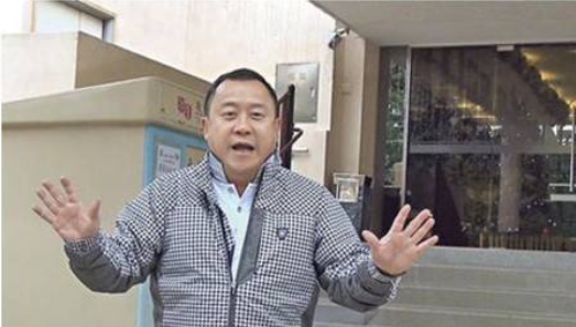 曾志伟|曾志伟晒出自己在香港的家，住在千呎贝沙湾，67岁生活过得很随性