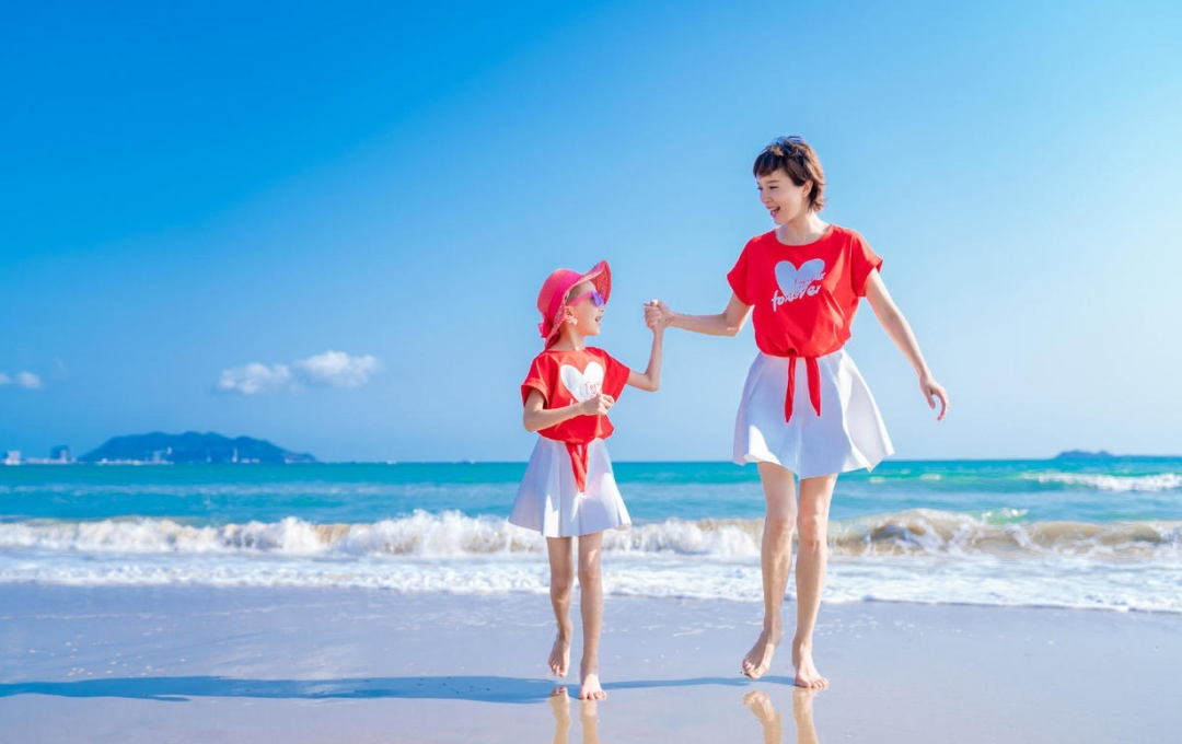 金巧巧|金巧巧回应“整容”疑问，46岁的她真的嫁对人了