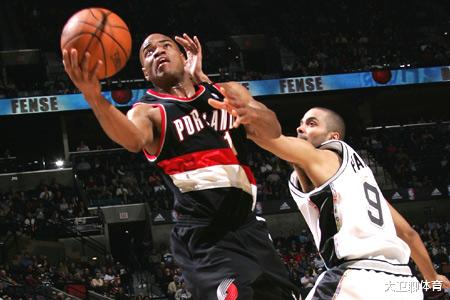 保羅·加索爾|再見2021！再見傳奇！盤點2021年退役的十大球星，中國“魔術(shù)師”在列