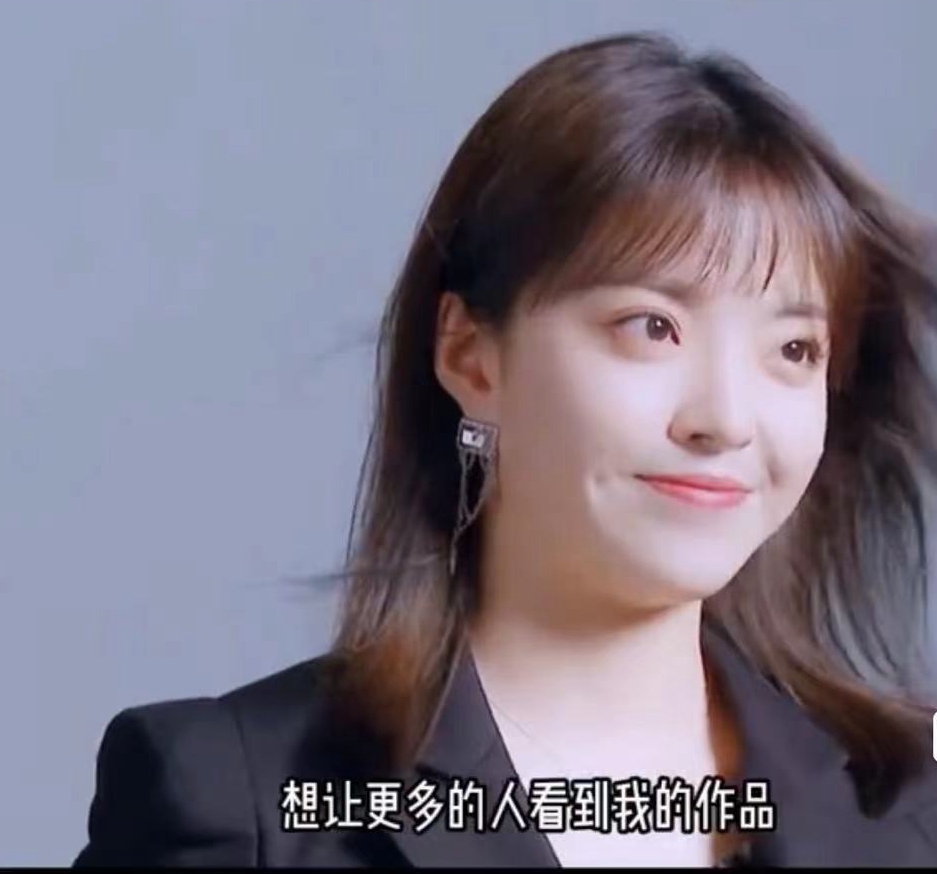 王文也|“华谊千金”王文也被网友说丑,本尊发图怒怼:丑的是这个世界