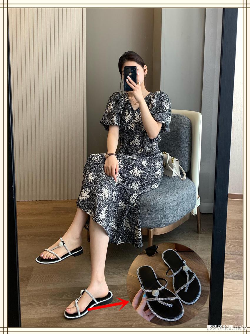 服装搭配师main|微胖女生显瘦必备，最适合夏天的茶歇裙我给你找了6条