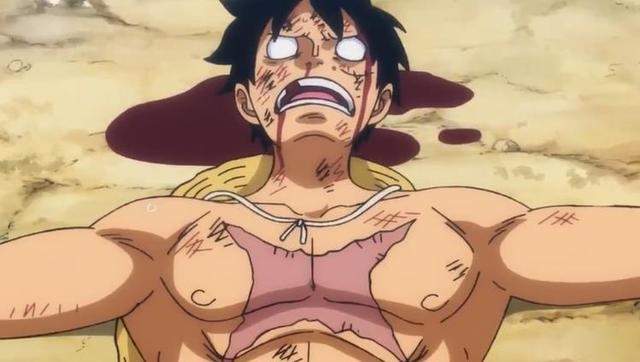 路飞|海贼王：一招秒杀路飞6大名场面，太逊了，网友：论补刀的重要性