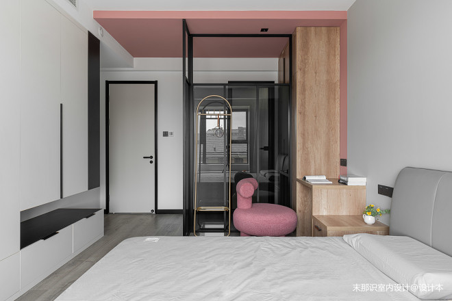 |未来科技与梦幻极光，完美碰撞的火花