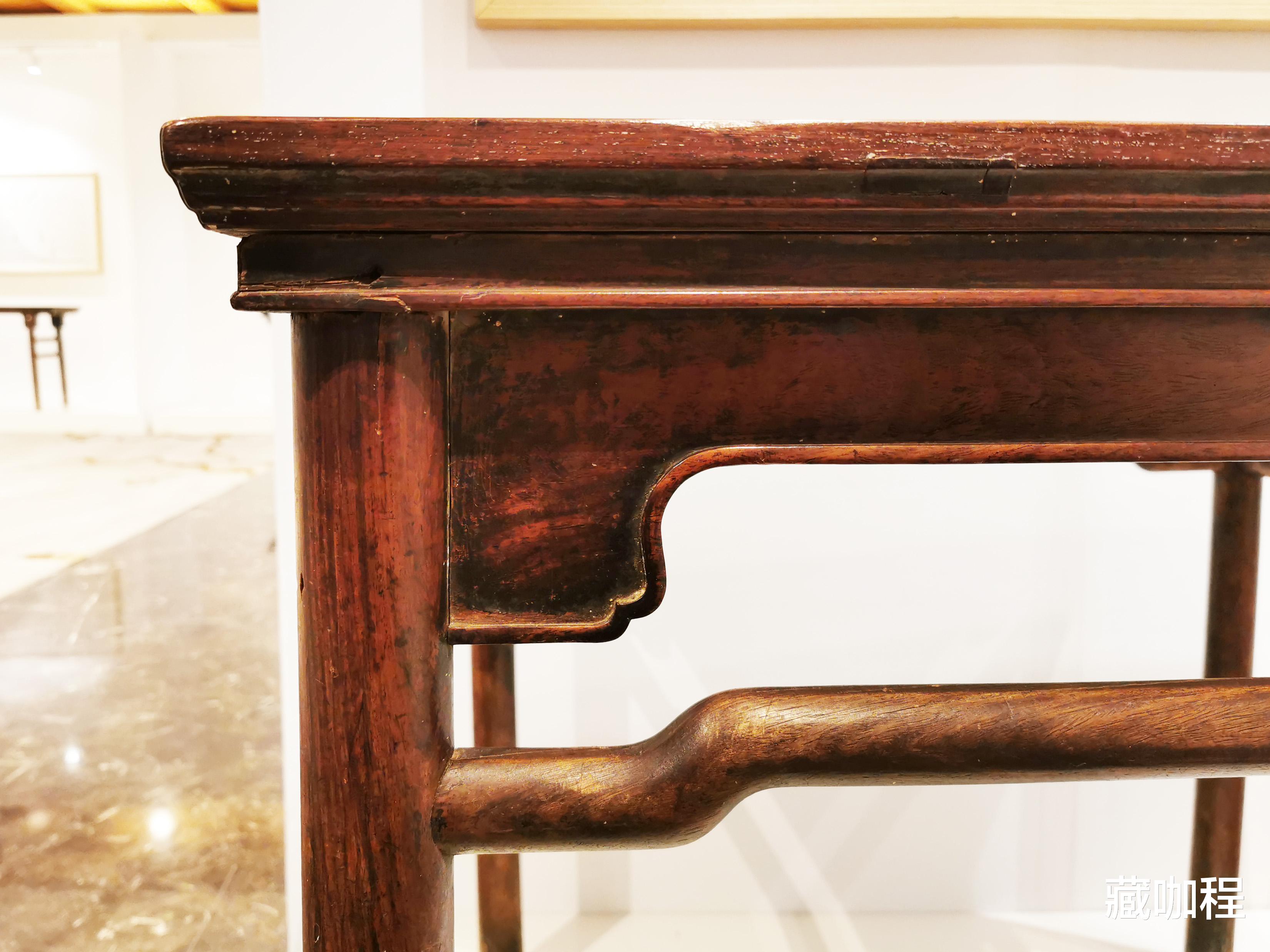 雕刻|底面斑驳有老气，黄花梨垛边方桌195万成交