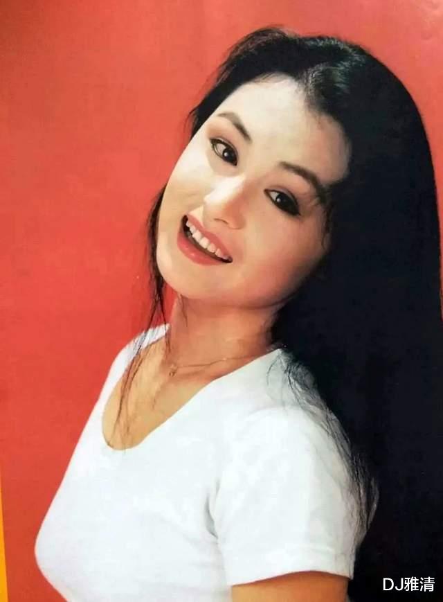 电影|17位内蒙女星，17朵草原上美丽的花，个个又美又实诚，比江南美女更耐看