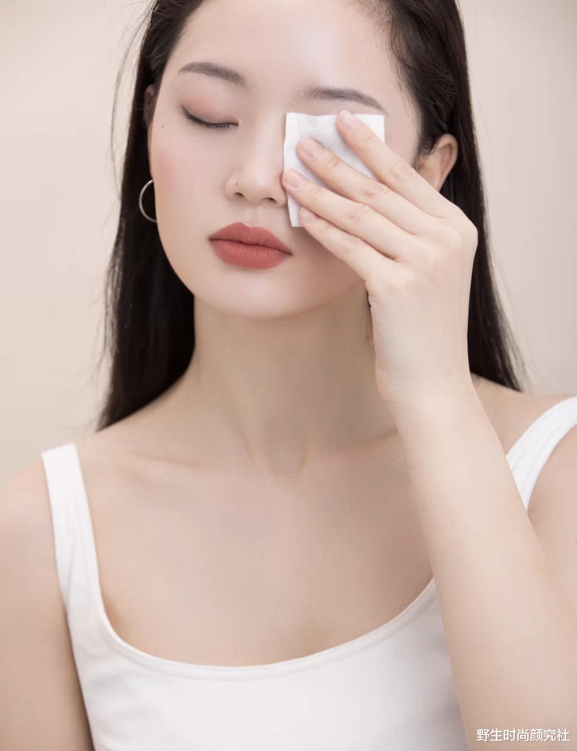 穿衣搭配 女人再“懒”，睡前也要做这4件事情，养出好皮肤并不难