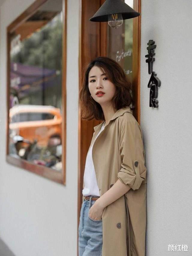 颜红橙|T恤怎么穿出高级感？试试这几种搭配方式，让你气质翻倍又温柔