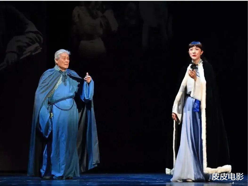 金·卡戴珊|看到蓝天野，我又想起那部家喻户晓的神剧，今已有4位演员离去了