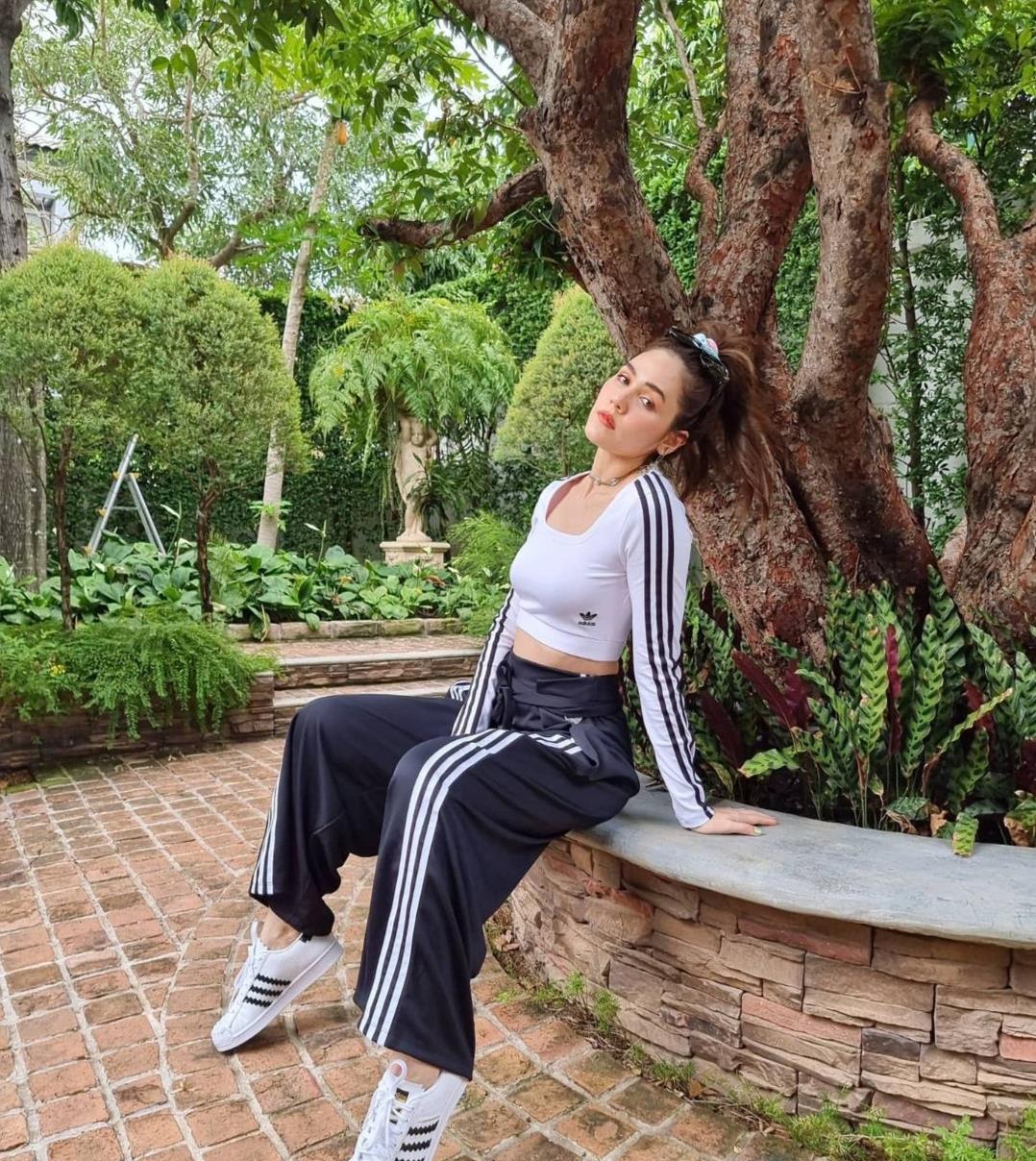 chompoo|泰星Chompoo再次成为话题：我们好像不是一个世界的人