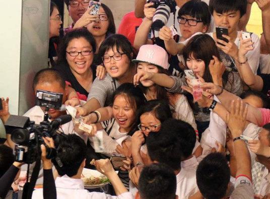 朱一龙|被“脱粉回踩”的明星，朱一龙肖战上榜，她曾被骂退出娱乐圈