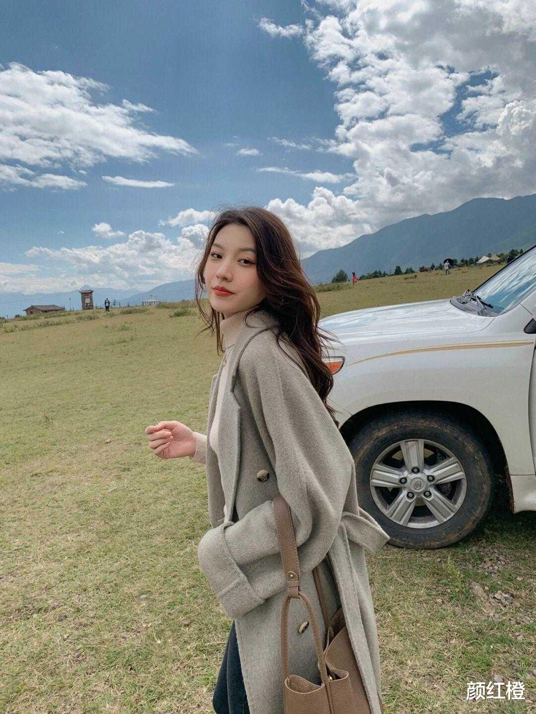 颜红橙 冬季穿搭没思路?看看这些洋气又高级的“大衣”穿法,百搭又实用