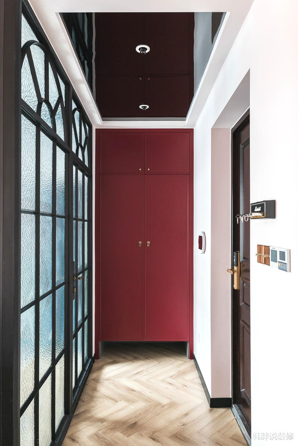 韩胖说装修|70㎡法式小两房，大胆运用玻璃墙当隔断，效果比100㎡还敞亮通透