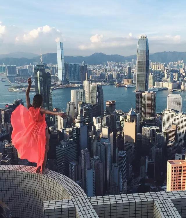 “最危险”夫妻来中国了,拍下无数性感照,网友:看得腿软!