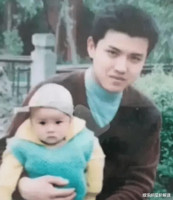 吴亦凡|曝吴亦凡最新刑拘现状，住单间情绪崩溃，发展道路和哥哥大不同