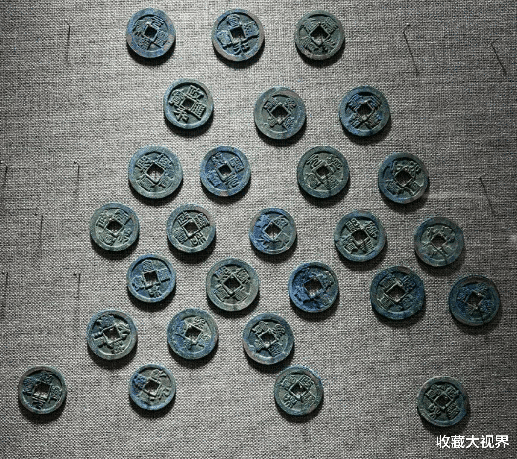 银元|钱币终于跌了，是一地鸡毛的开始，还是真正收藏家的转机？