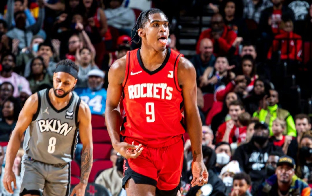 湖人隊|大爆料！美媒：湖人醞釀一筆三方交易，兩隊重建三具體，火箭不虧