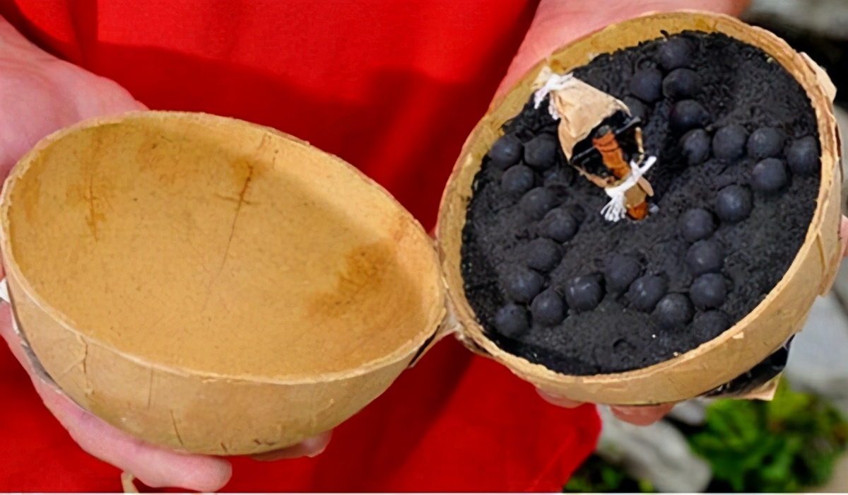 导师老爹 回顾江西特大爆炸案：男子长期单身，心理失衡，在小学引爆炸药，死亡42人