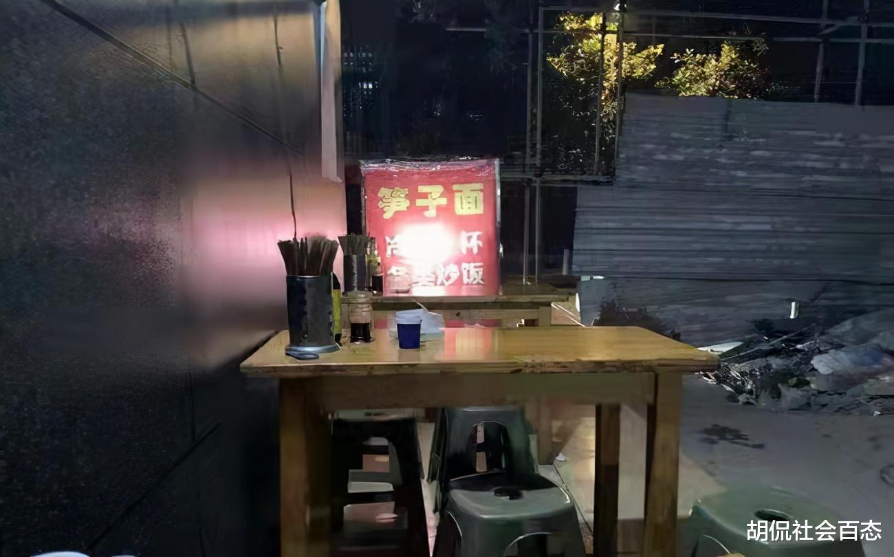 劝阻霸王餐遇害者母亲发声:老板太无情!老板认为小伙管得太宽