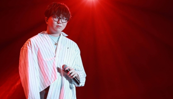 吉他|毛不易的歌词水准很高，谁听后不会会心一笑，又不愿为此叫好呢？