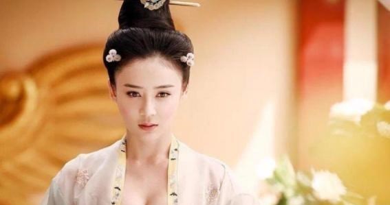 袁姗姗|因长相漂亮被老师力劝做演员，现在却因长相过于完美，而火不起来