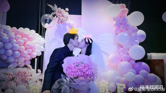 张檬|恭喜！小五求婚成功张檬：攒了很久的福气，终于等到你说我愿意