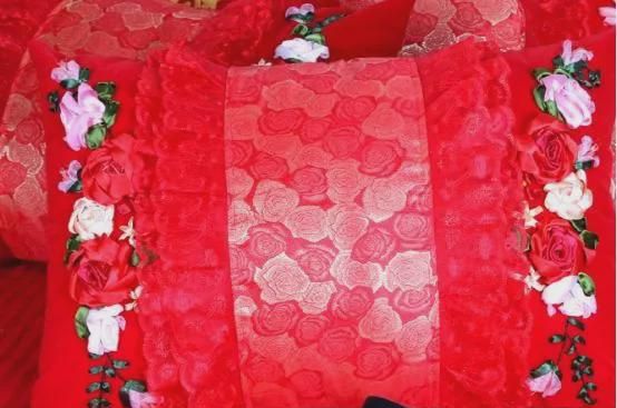 卧室这几种枕头别乱用,一旦用错了,损财又不利健康