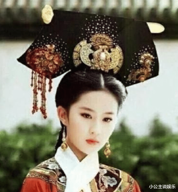刘亦菲|刘亦菲从不接清宫剧？当她换上甄嬛装扮后，网友：难怪不接