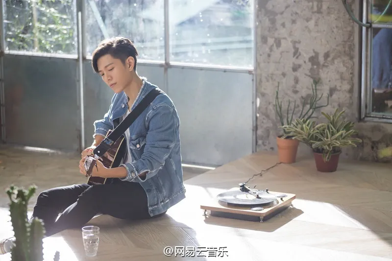 韦礼安|横扫金曲奖后，他的歌依旧无人问津