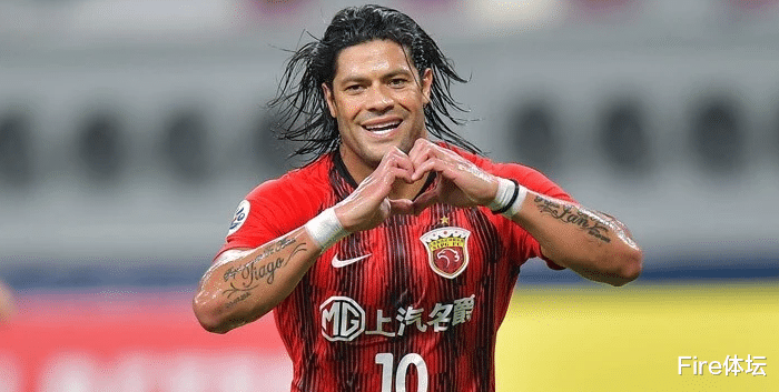 胡尔克|胡尔克又进球了！暴力世界波带走胜利，离开中超后，19场10球2助