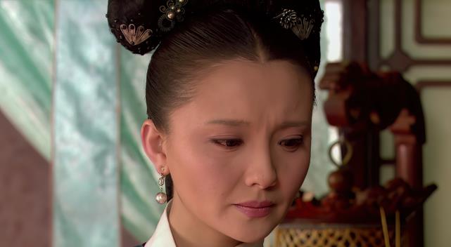 甄嬛传|甄嬛传：果郡王死后，甄嬛头饰未变为何槿汐大变？原因令皇上害怕