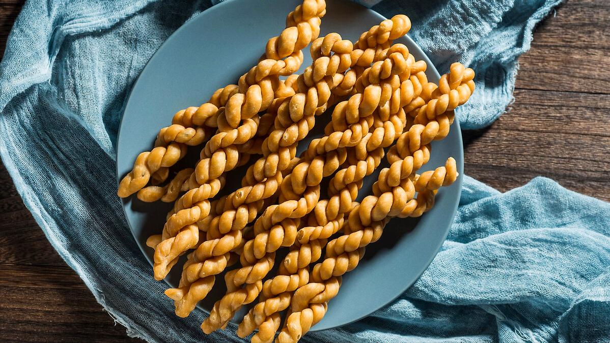 聚焦食安 原创丨全国各地的特色麻花，吃麻花应该注意什么？