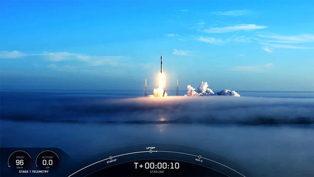 SpaceX 为互联网星链再发射 53 颗 卫星
