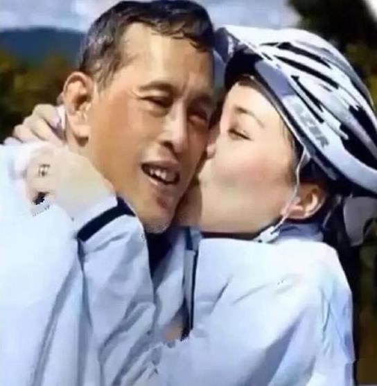 一只麦兜 苏提达也曾是白月光,热情胜过诗妮娜,境况突变太憔悴