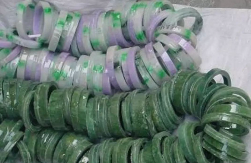 翡翠|B货翡翠是这样练成的，不要再花几万的价格去买几十块钱的翡翠了