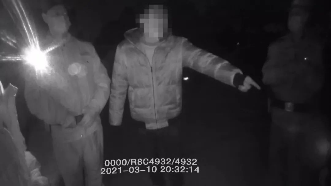 用户_465697 面对民警劝阻 老伯：“这是国家项目，肯定不会被骗！”