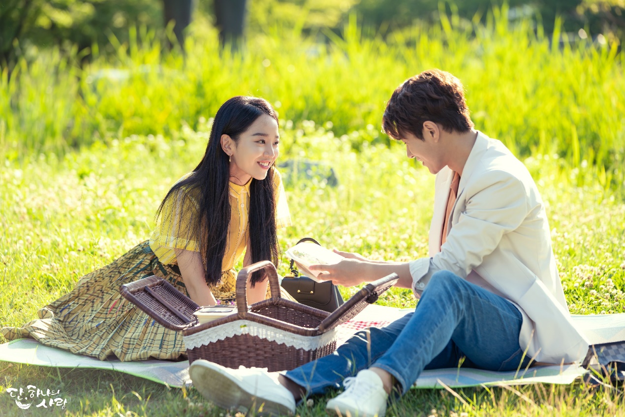 申惠善|演技实力派申惠善：名副其实剧抛脸，她的这些剧你有没有看过？