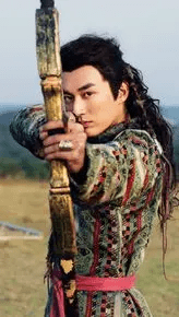 刘学义|赵丽颖景甜都“带不动”，却意外被杨紫带红，新剧合作袁冰妍组CP