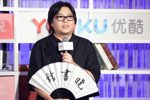 高晓松|从“文化偶像”到人人喊打的“公知洋奴”，高晓松因何惹了众怒？