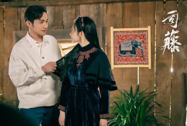 景甜|出道15年，半个娱乐圈都没捧红她，却被这一个“穷”剧组捧红了